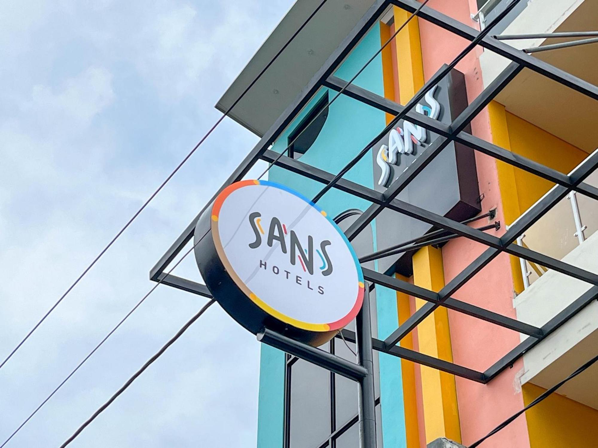Sans Hotel Premiere Majapahit Semarang Eksteriør bilde