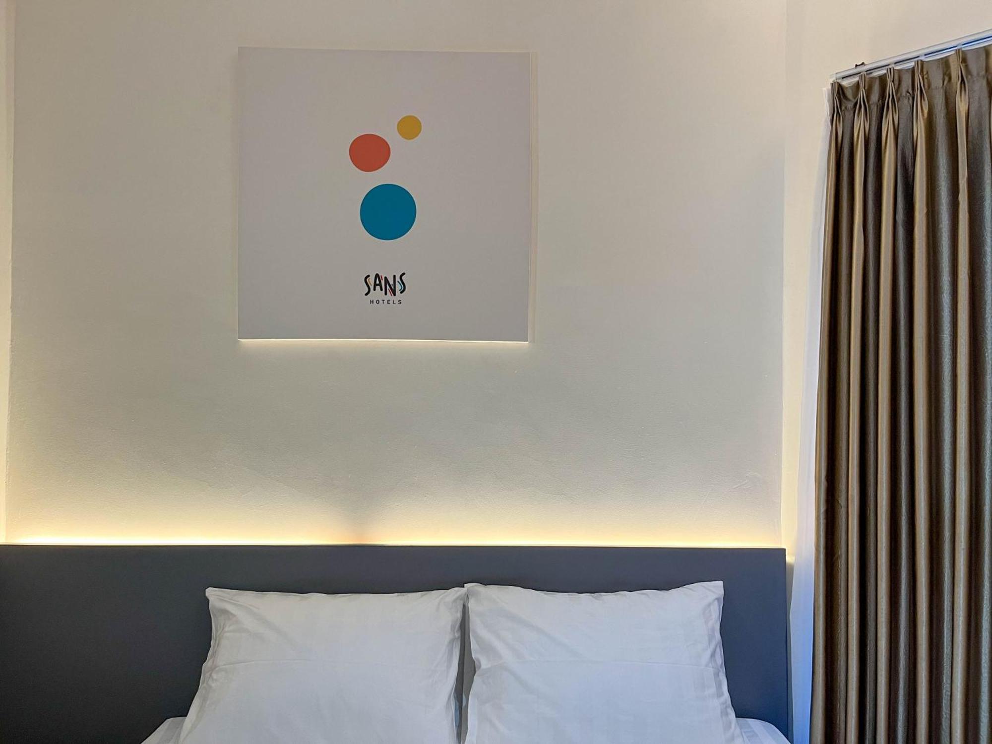Sans Hotel Premiere Majapahit Semarang Eksteriør bilde